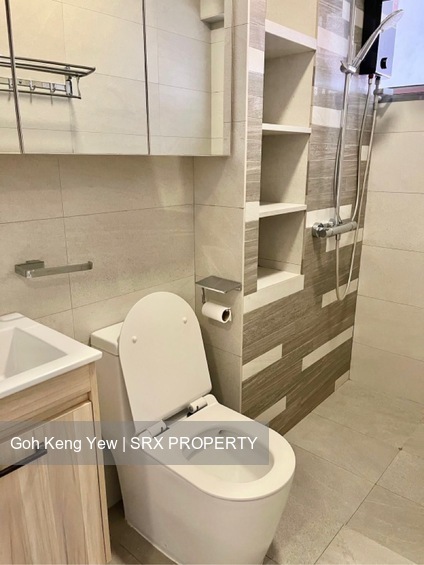 Blk 221 Kovan Green (Hougang), HDB Executive #552454251